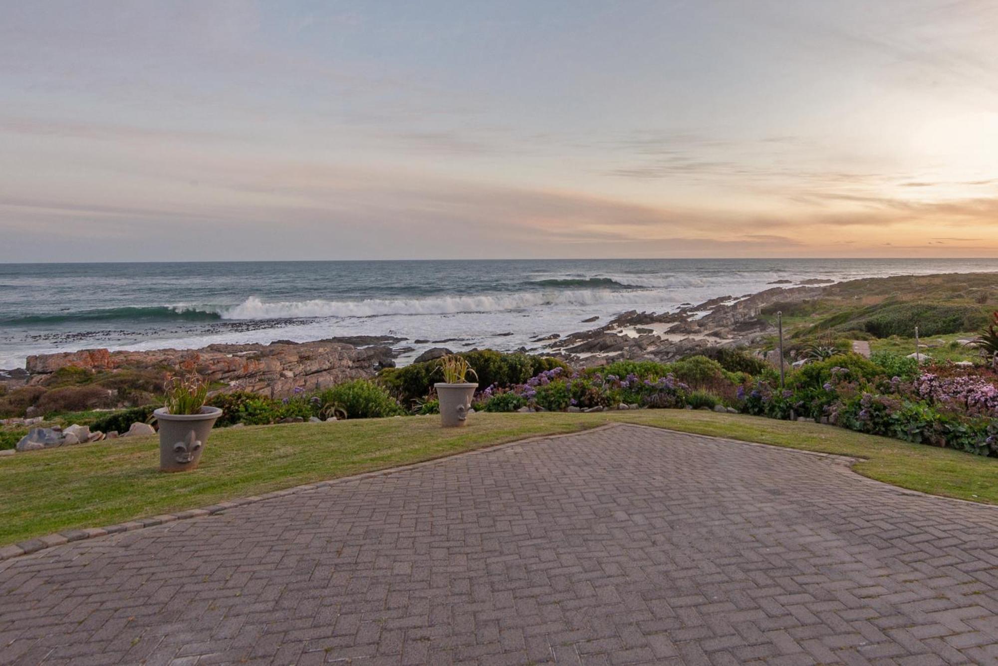 Absolute Ocean Boutique Guesthouse Hermanus Luaran gambar